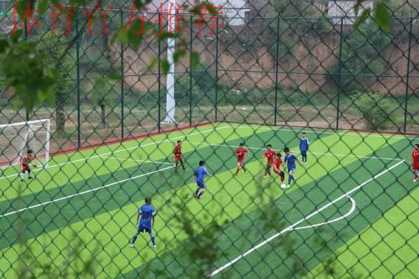 陕北县城的“足球理想国”里，那些被足球改写的命运